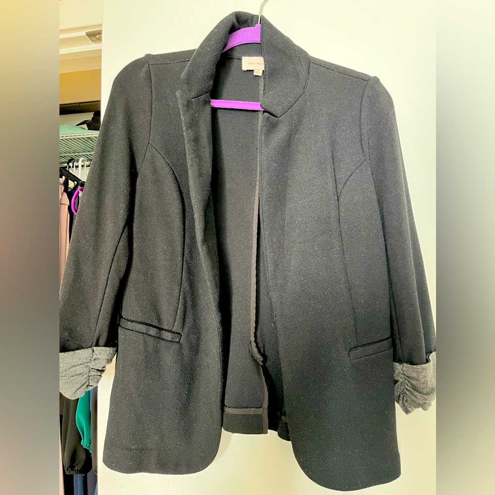 Skies Are Blue - Black Blazer